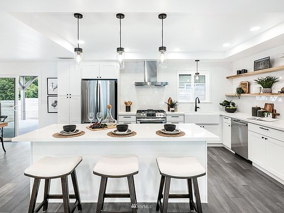 Gorgeous kitchen with island.