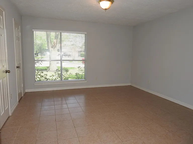 19902 Bishops Gate Ln — Photo 11
