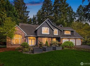 10444 SE 22nd St, Bellevue, WA 98004