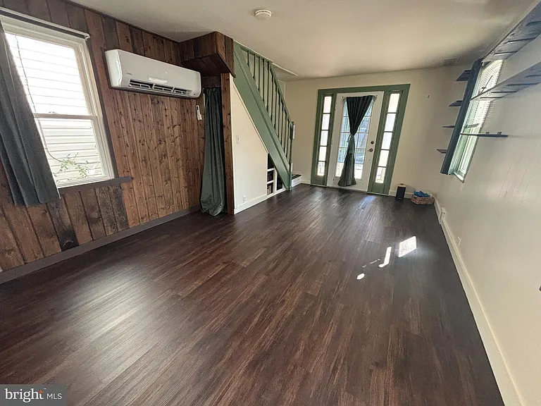 167 West Ave — Photo 6