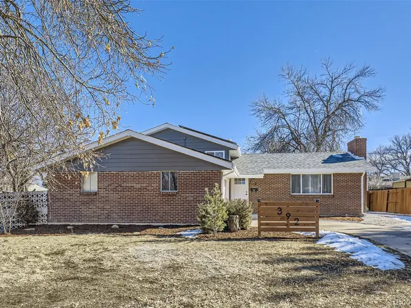 392 Salem Street, Aurora, CO 80011