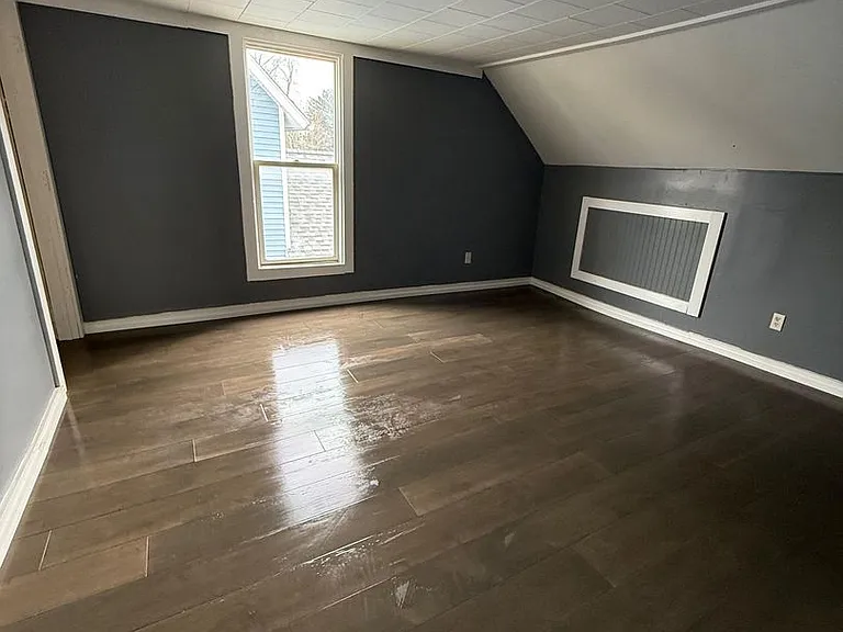 103 Dewey Ave — Photo 6