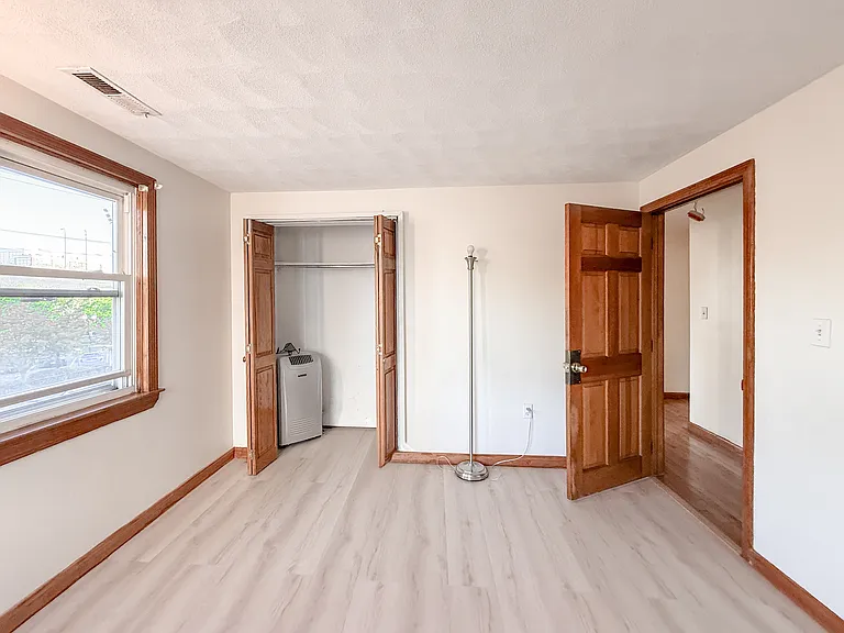 202 Bremen St #3 — Photo 12