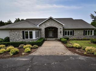 2038 Desloge Estates Dr, Villa Ridge, MO 63089