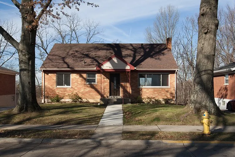 176 Holiday Ln photo 1
