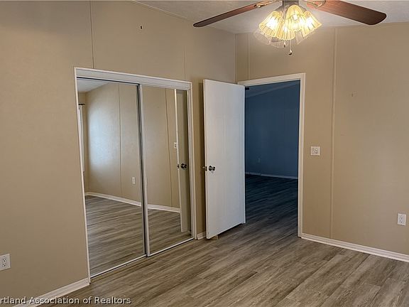 5th image of 304 Sunbird Sq