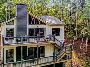 560 Eagle Mountain Dr W, Ellijay, GA