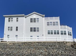 100 Ocean Ave, Marblehead, MA 01945