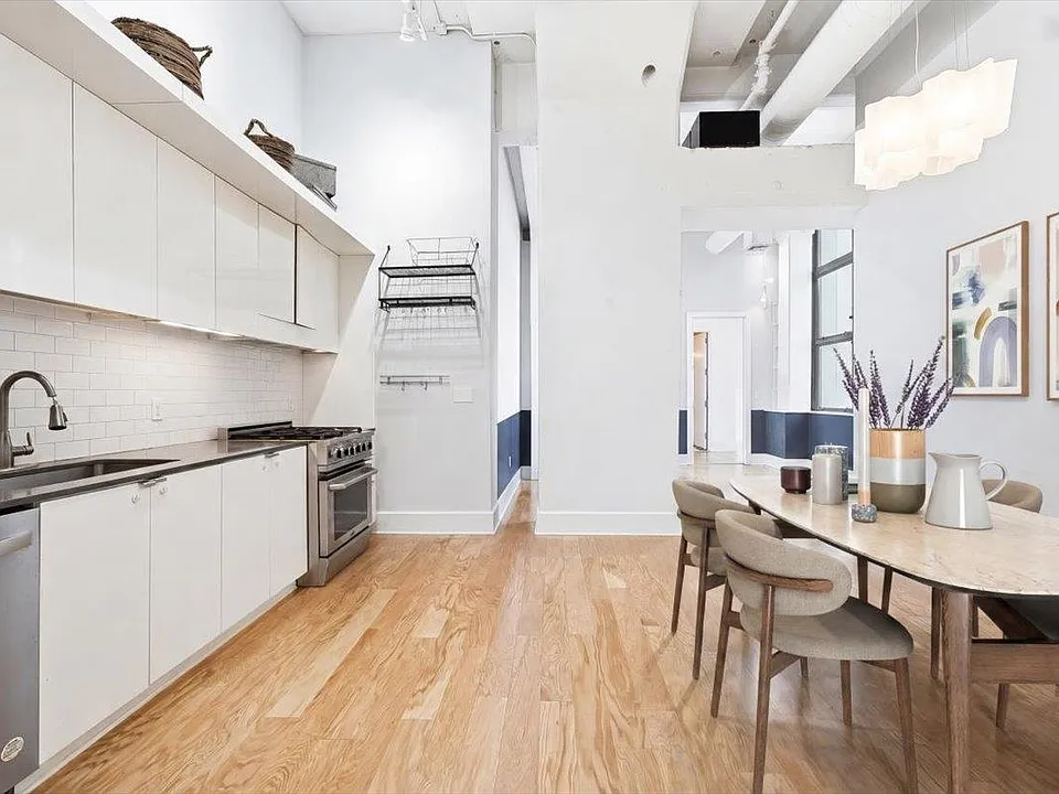 50 Dey St #332