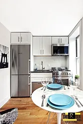 Rented by R New York