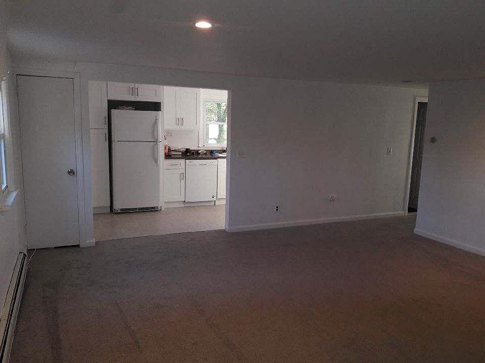 2nd image of 40 Rucereto Ave