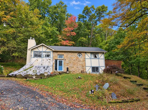 30 Quenby Mountain Rd, Great Meadows, NJ 07838