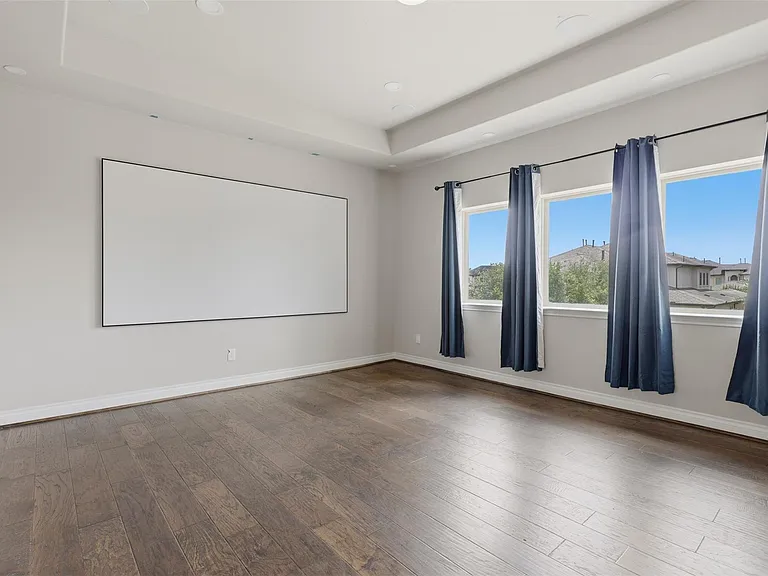 11218 Oudney Ct — Photo 29