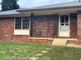 6042 Wedgewood Ct, Marietta, GA 30068
