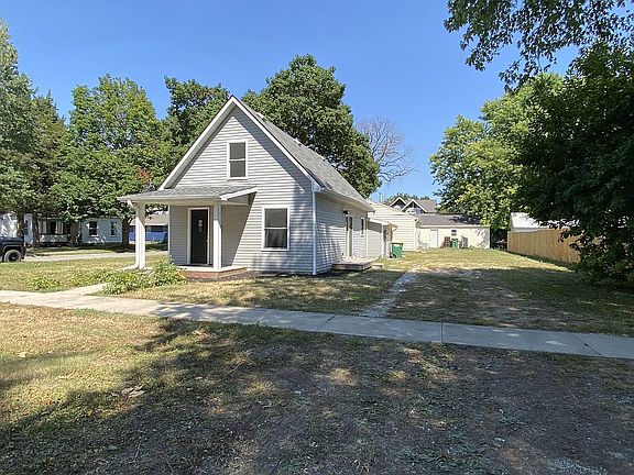 2nd image of 423 N 1st Ave