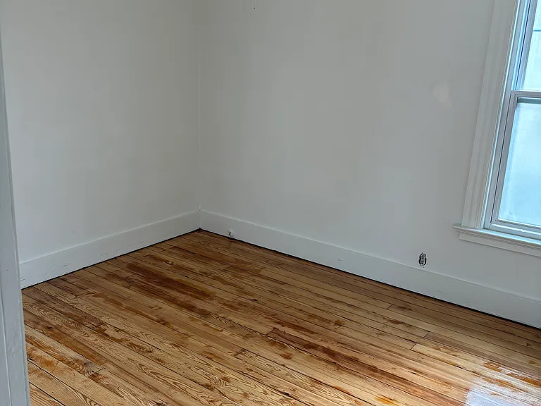 242 Court St #2 — Photo 6