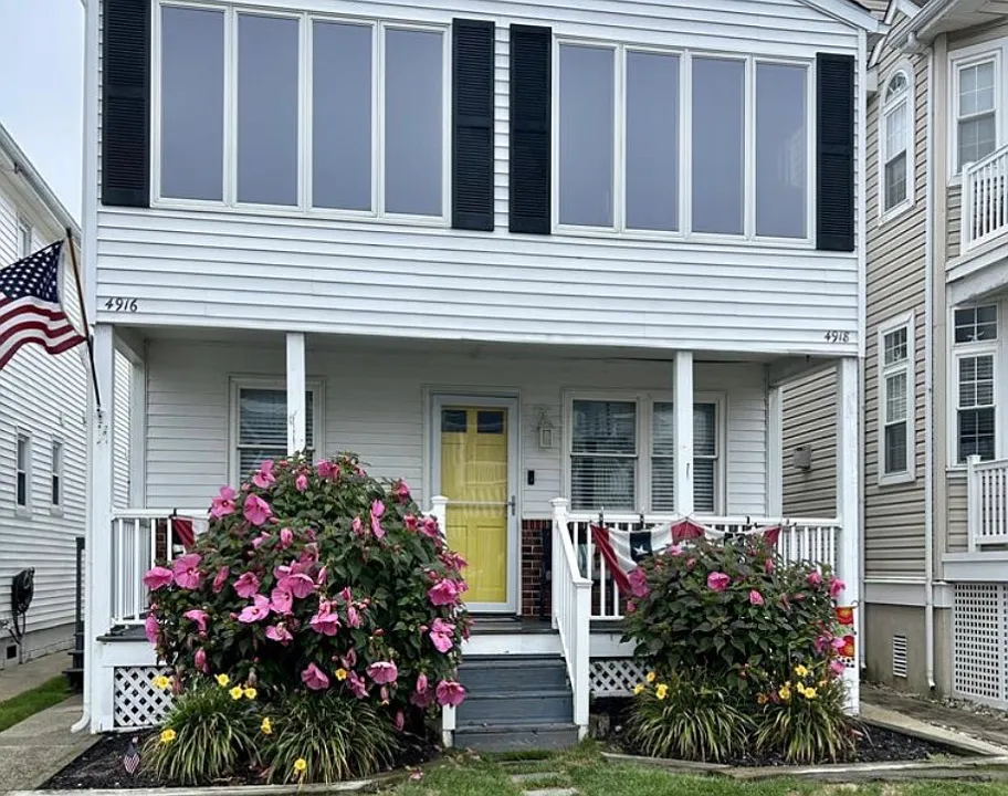 4918 West Ave #2