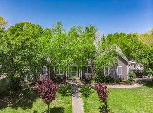 572 Coral Ln, Manahawkin, NJ 08050