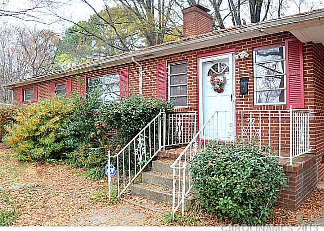 2nd image of 401 Briarwood Dr
