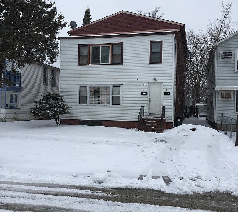 1st image of 2122 Grove Ave #2