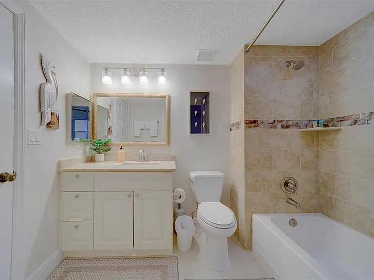 16700 Gulf Blvd #423 — Photo 36