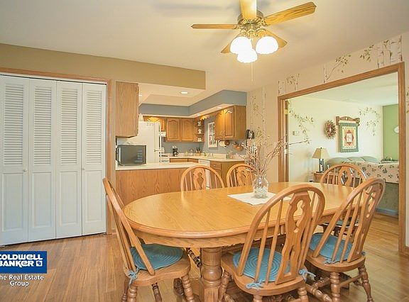 5th image of 10240 Huntington Ct