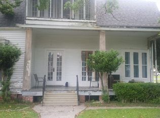1702 Main St, Jeanerette, LA 70544