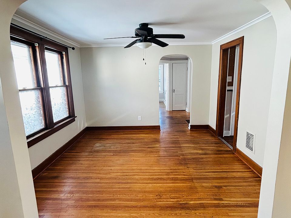 Beautiful dining room.