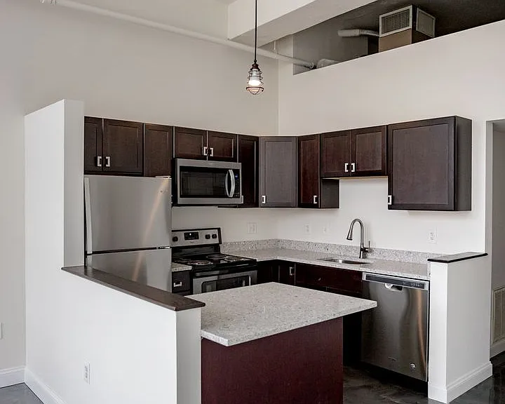 Garfield Lofts — Photo 19