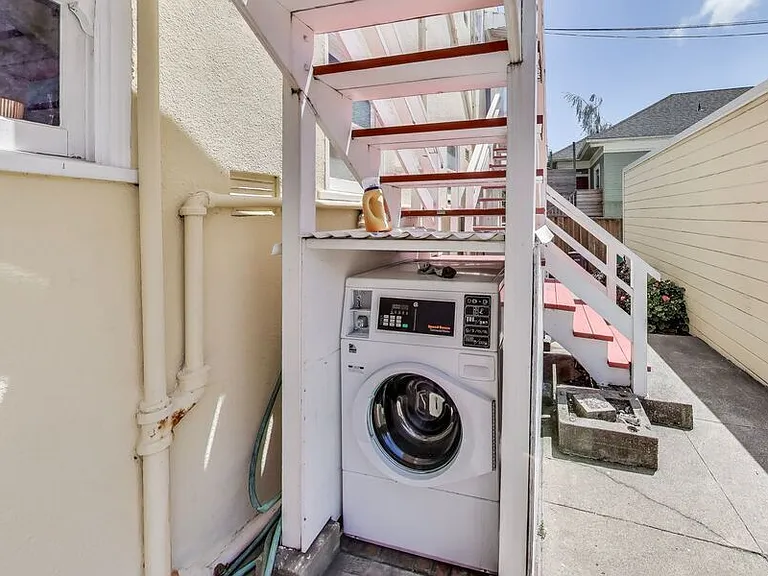 11 Warren Ave #8 — Photo 10