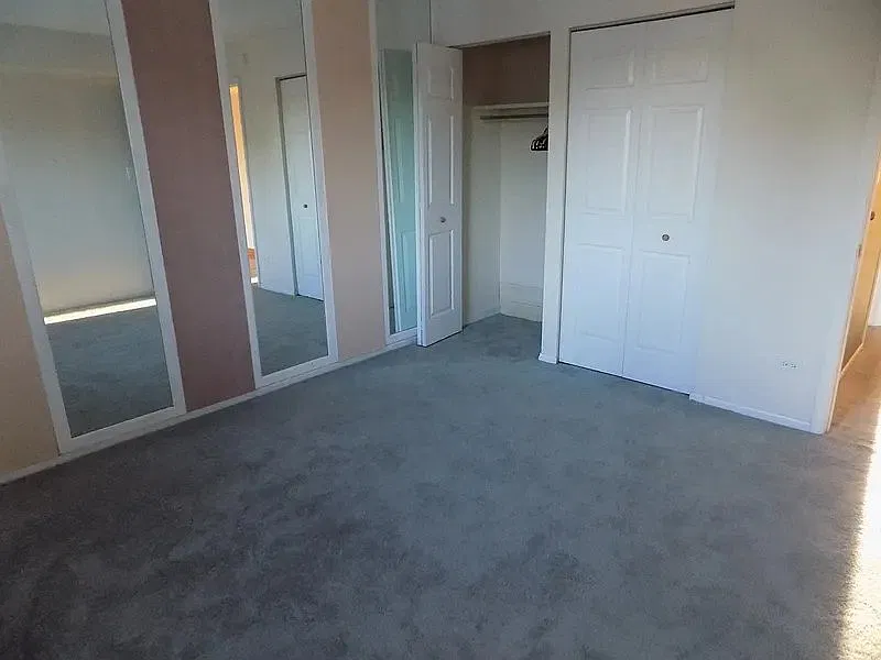 2 bed, 1000 sqft, $1,650 — Photo 4