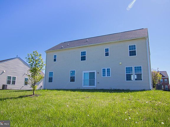 4th image of 9316 Cambeltown Dr