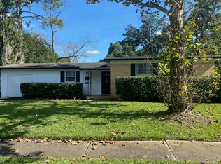 2755 Sam Rd, Jacksonville, FL 32216