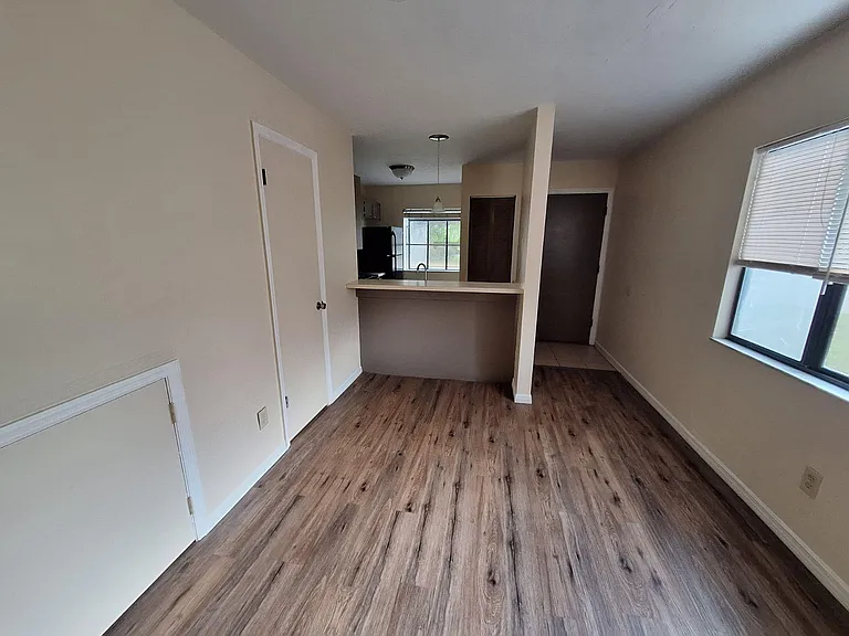 6111 SW 8th Pl — Photo 14