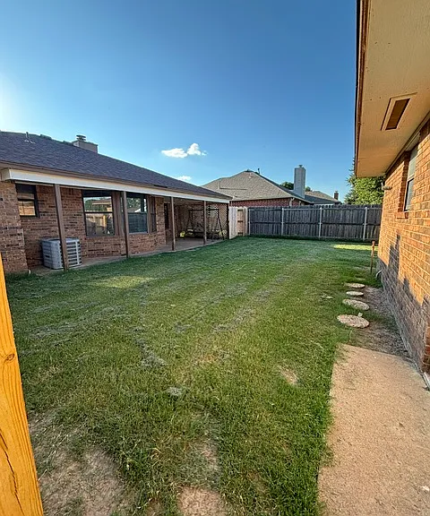 701 Deer Run — Photo 3