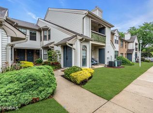 212 Sunshine Ct #212, Parlin, NJ 08859