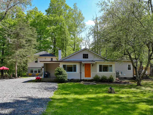 48 Lang Road, West Shokan, NY 12494