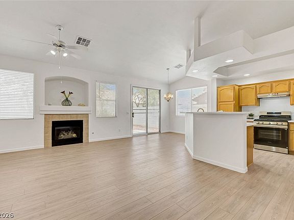 3rd image of 205 Alaska Jade St