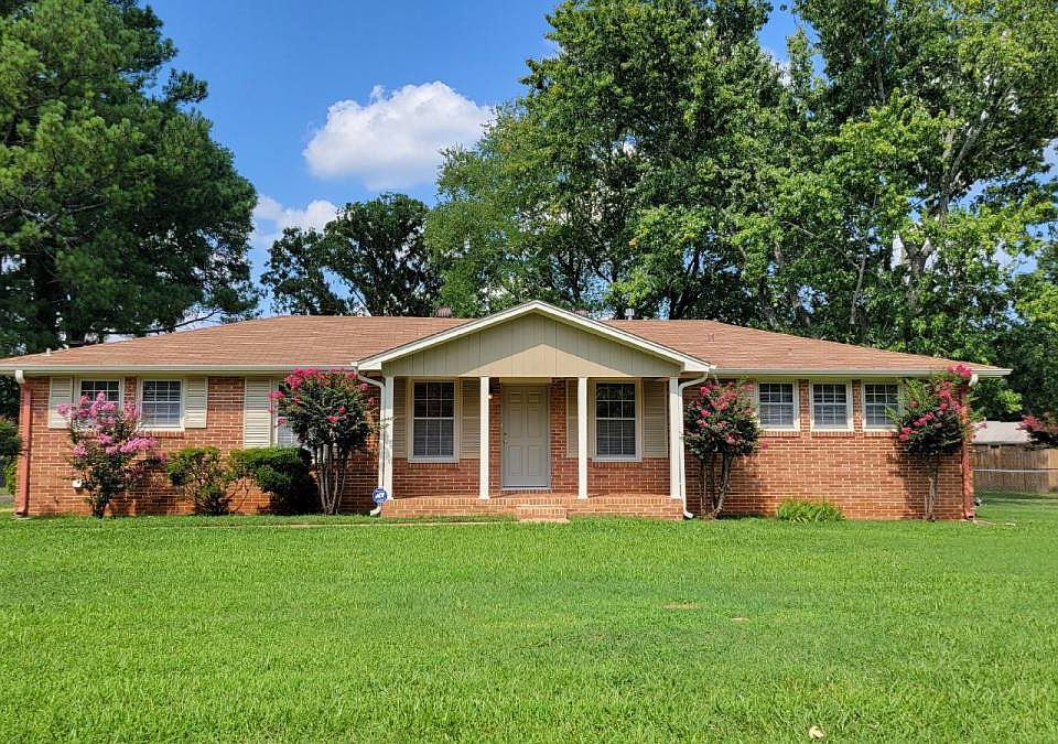 1st image of 6408 Robinhood Ln NW