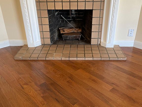 3rd image of 207 Peabody St #C