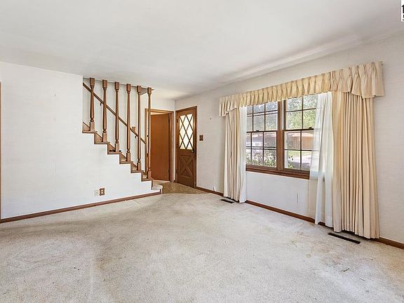 5th image of 313 W 26th Ave