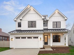 4937 Middaugh Ave, Downers Grove, IL 60515