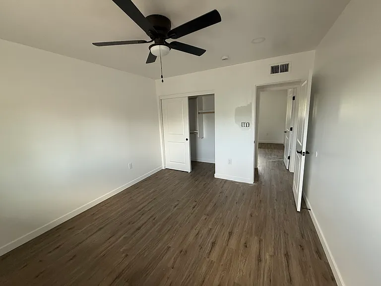 450 S Stapley Dr #C — Photo 10