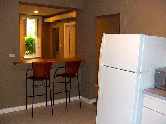 Breakfast bar