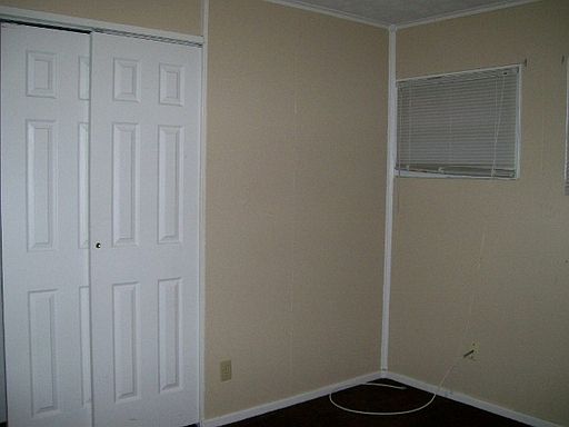 4th image of 3948 Thompson Dr
