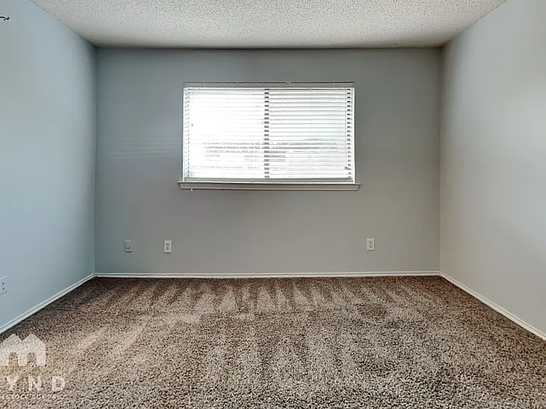 11809 Garden Terrace Dr — Photo 6