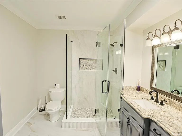 1294 Lenox Park Blvd — Photo 72