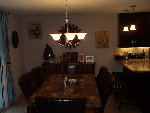 4th image of 4422 Murdock Ave
