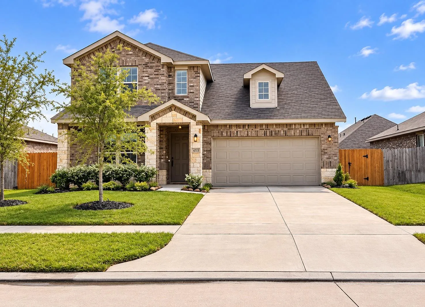 4 bed, 3.0 bath, $2,600 — Photo 1