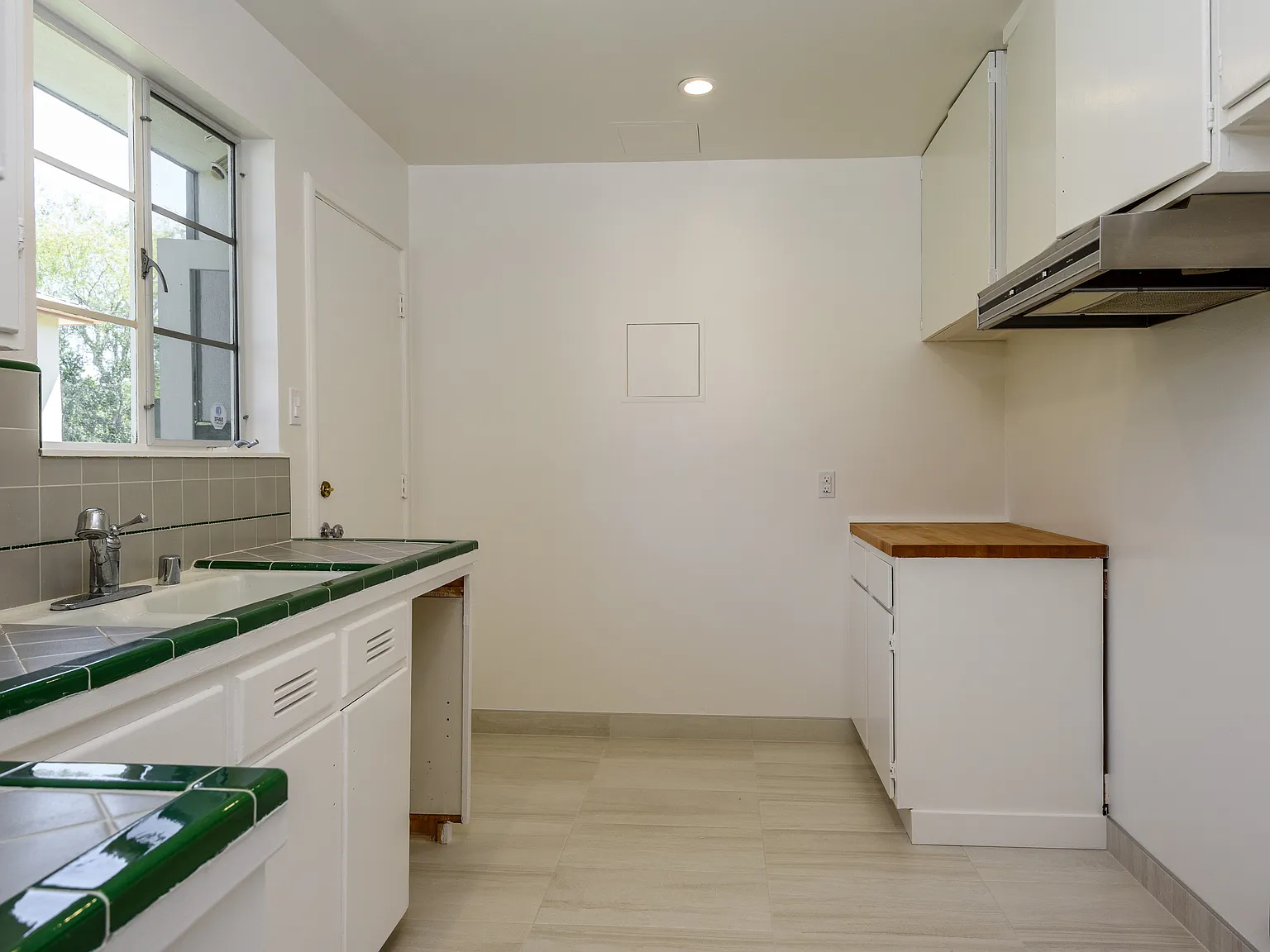 2 bed, 1375 sqft, $4,500 — Photo 4